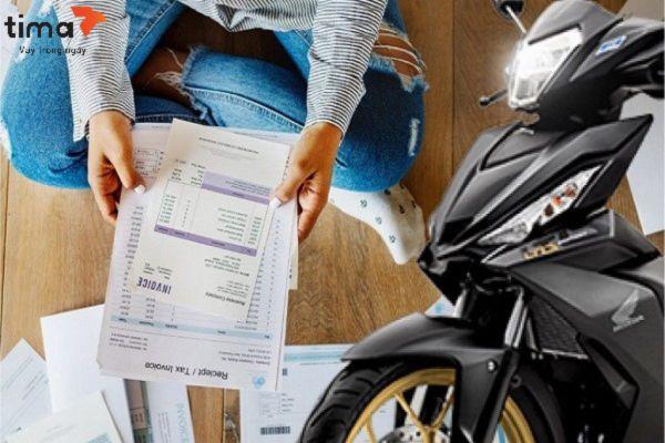 Người điều khiển phương tiện giao thông cần mang theo giấy đăng ký xe